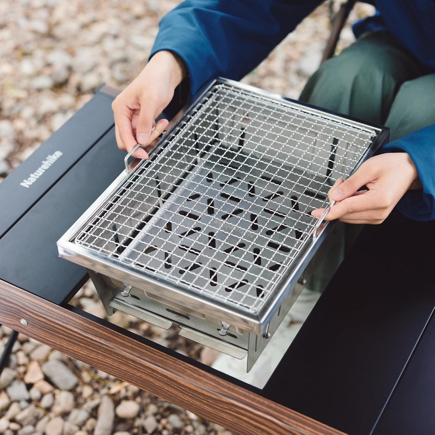 Naturehike Camping Charcoal Gr - огляд і ціна Camping Cooking Table With Windshield