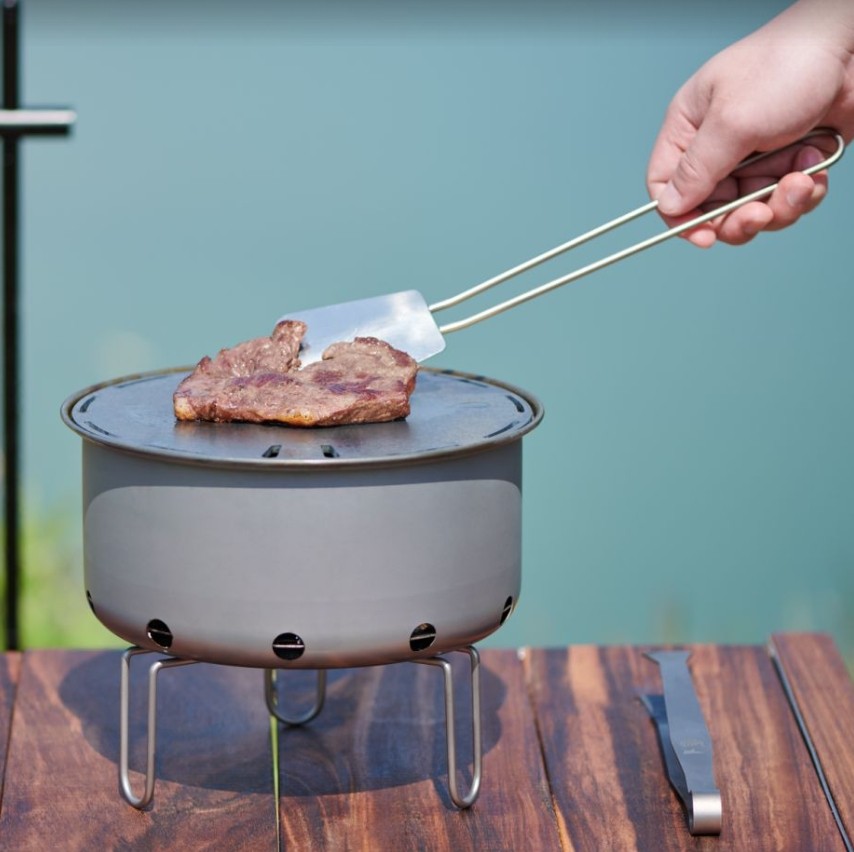 Outdoor Titanium Portable Flat - огляд і ціна Camping Cooking Table With Windshield
